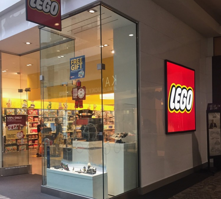 The LEGO Store Providence Place (Providence,&nbspRI)